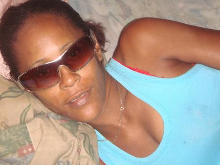                                 Fanm an mwen!